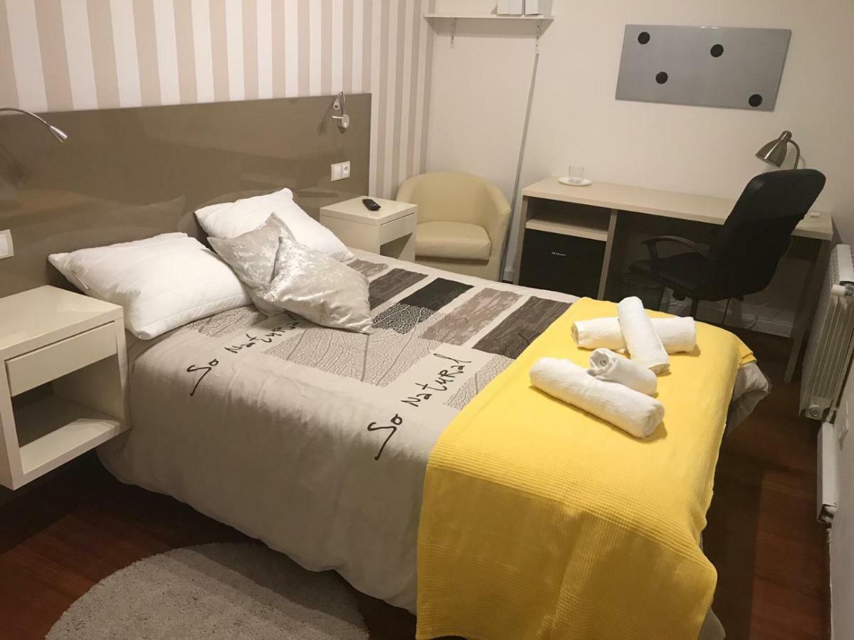 Bed and Breakfast Residencia Compostela Santiago de Compostela Zewnętrze zdjęcie